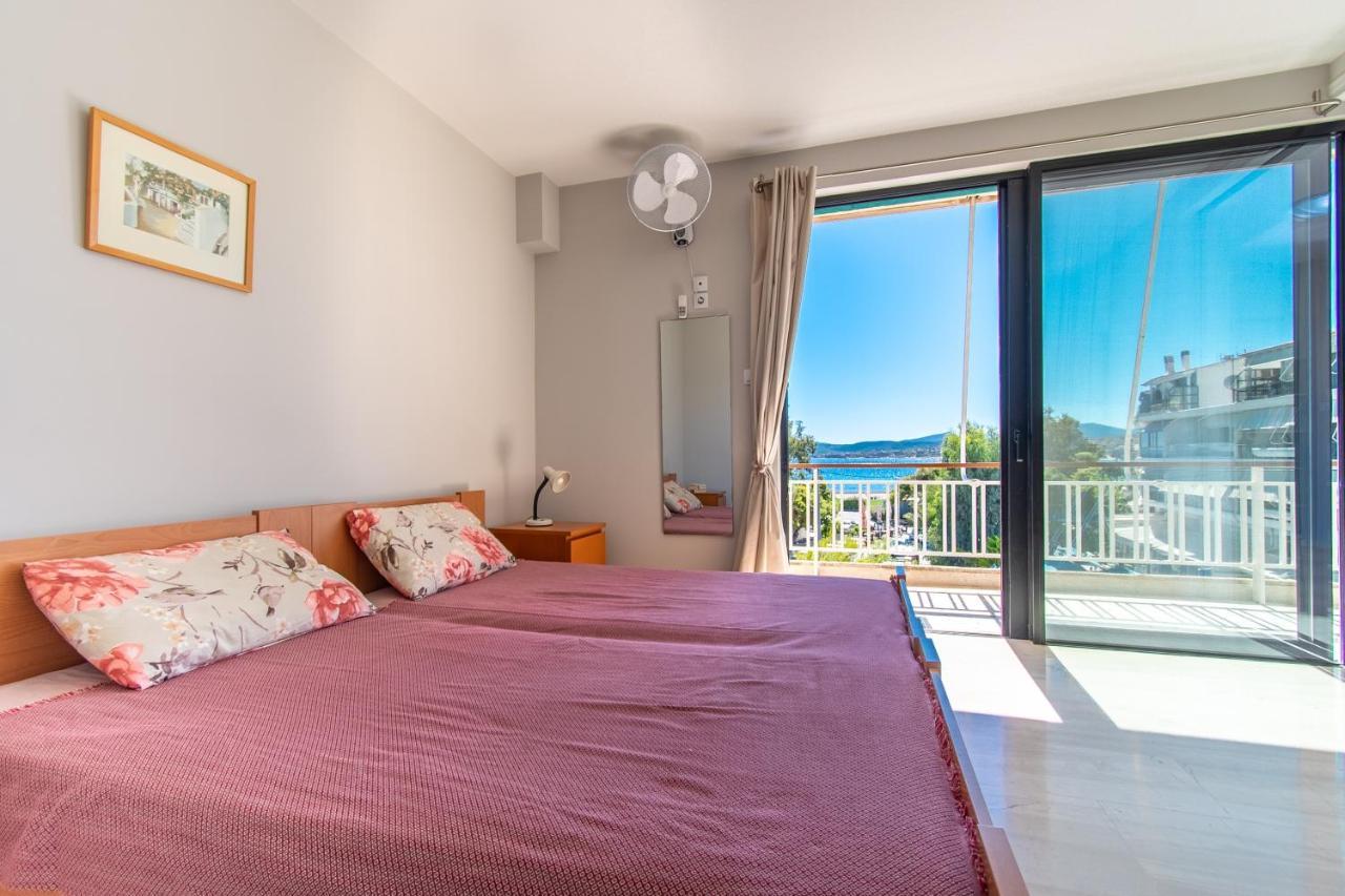 Lavish & Spacious Apt With Stunning Seaview, 10 Min Ath Airport Artemida  Zewnętrze zdjęcie