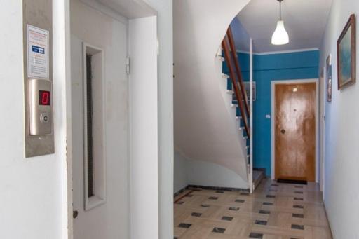 Lavish & Spacious Apt With Stunning Seaview, 10 Min Ath Airport Artemida  Zewnętrze zdjęcie
