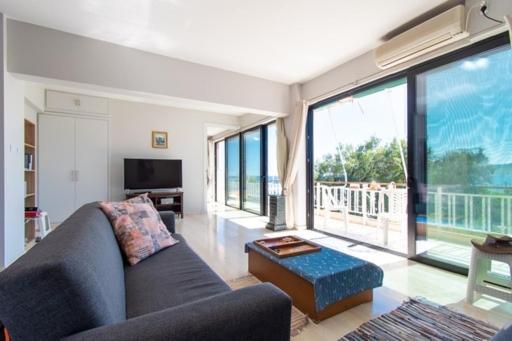 Lavish & Spacious Apt With Stunning Seaview, 10 Min Ath Airport Artemida  Zewnętrze zdjęcie