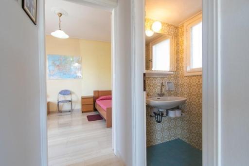 Lavish & Spacious Apt With Stunning Seaview, 10 Min Ath Airport Artemida  Zewnętrze zdjęcie